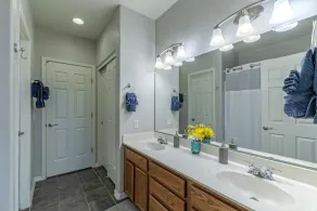Superstition Lakes 3 BR Condo w / Kamin & Balkon; Golf Ansichten; Ideale Lage - Image 2