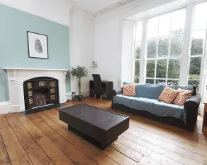 Double Room with Shared Bathroom - Image 2