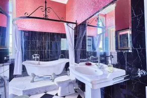 Chateau LENA con spettacolare piscina e vista panoramica! - Image 2