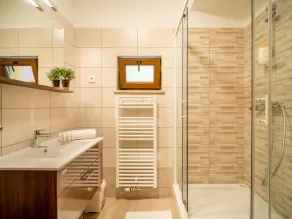 Beautiful private villa for 12 people with WIFI, private pool, TV, terrace and pets allowed - Image 3