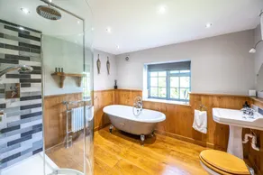 Swan Cottage - Image 4