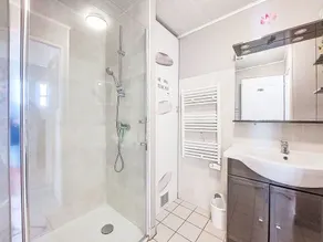Splendida villa per 5 persone con WIFI, TV, terrazza e animali ammessi - Image 4