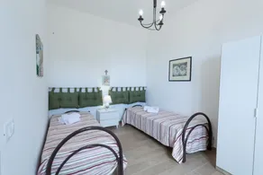 Dreamy Apartment with Veranda, Pool and Parking - Image 4
