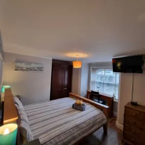 Ryde Beach Garden Apartment - Image 4
