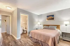 Riverfront Condo with Amazing View - Downtown Bend - Image 4