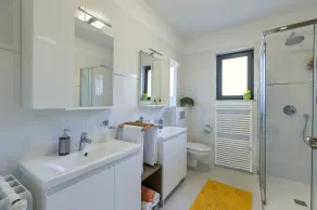 Entspannung pur, ruhig gelegenes Landhaus mit Pool - Image 2