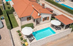 Stunning Home In Kastelir - Image 5