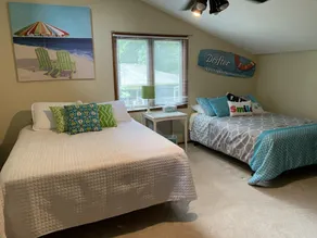 Lakeside Escape - Image 3