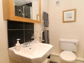 Hazel Cottage - Image 4