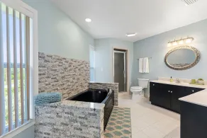 Direct Oceanfront Honeymoon Suite- Bonzer - Image 2