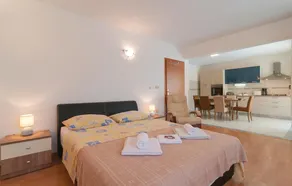 Wunderschönes Haus in Kastel Stari - Image 4
