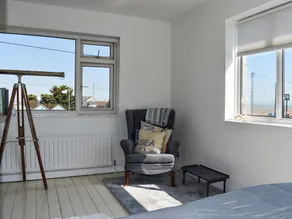 4 Schlafzimmer Unterkunft in Lydd-on-Sea, near Dungeness - Image 5