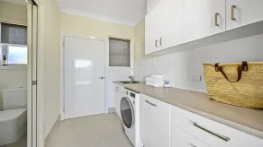 Sea Pine Cottage and Studio - Beach & village central, Family, Sleeps 8 - Image 3