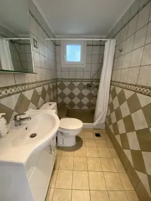 Villa avec piscine privée et vue sur la mer - Image 2