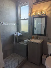 Appartement confortable, confortable et pratique. Proche de tout! - Image 2
