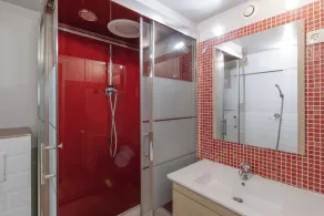 small paradise, villa, pool, 400M Nice beach, the countryside in the city center - Image 3