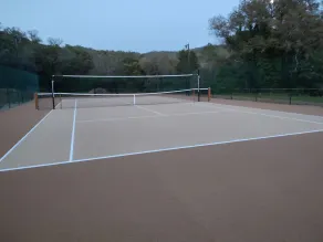 Quiet in the middle of 17 ha in the Var - Image 5