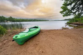 Lakefront Getaway Near Munising & Trails- Sleeps 10 - Image 5