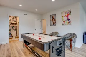 Breathtaking views, rolling hills, firepit, deck, Hibachi table , king beds  - Image 2