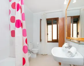 Villa in Costa Brava With Pool Near Beach - Image 3