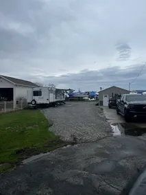 Lake St Clair Waterfront - Image 2