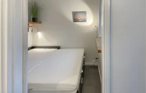Amazing Home In Allinge - Image 3