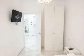 RentalSevilla Apartamento recién reformado en pleno centro - Image 2