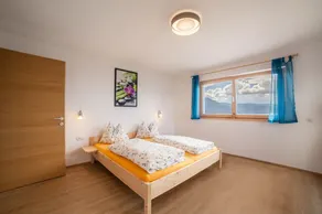 Apartment \"Oberhochmuthof\" with Beautiful View at the \"Meraner Höhenweg\" - Image 4