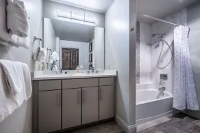 Superbe appartement MODERNE spacieux 3 BD / 3BA. Ski au dernier étage Zephyr, Vues! - Image 3