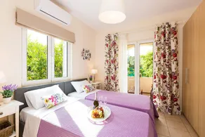 VILLA JUNTO AL MAR, 3 DORMITORIOS / 2 BAÑOS, 200 ma la playa, piscina privada, no se necesita coche - Image 4