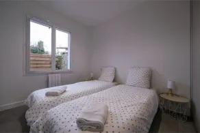 NEW Riverside air conditioned calm enclave - Image 5