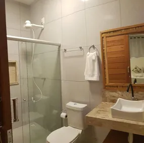 2 bedrooms with swimming pools, barbecue and large leisure area - Image 3