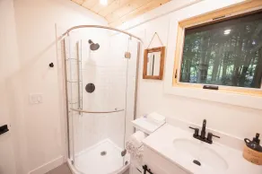 Peaceful Pines Treehouse - Image 4