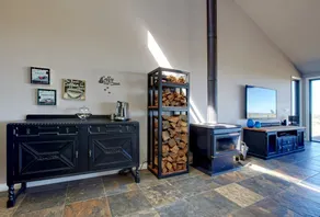 Mount Wayo Retreat - Goulburn (Sleeps 12) - Image 2
