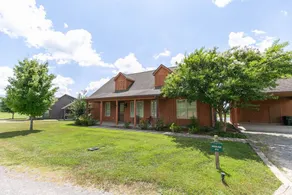 4 BR House on Working Ranch with Lake and River #4 - Image 4