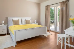 Villa Sonia with private pool, 4 bedrooms and beautiful garden - Image 5