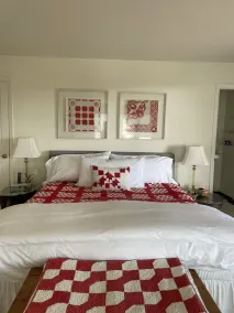 Cozy hideaway on the edge of the bluff overlooking the ocean - Image 5