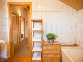 Cozy Chalet in Annaberg-Lungötz with Sauna - Image 2