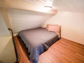 Tiny House Cabins - Image 3