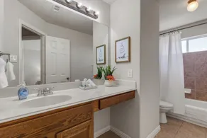 TCH - Spacious 4bd/3.5ba in Fort Worth with Office - Image 5