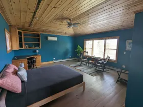 Serene Rural Retreat w/ Stunning Views - Just a short drive from hiking and OU! - Image 4