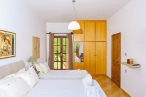 Beach at 100mt ★ Walk to Taverna & Grocery ★ Seaview ★ Private Pool - Image 5