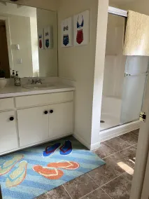 Von diesem Haus mit einem Schlafzimmer aus ist alles zu Fuß erreichbar - Image 3