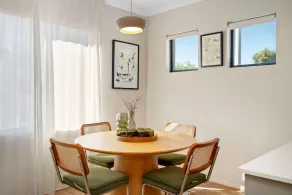 1 BRD Near Everything in Beckenham - Image 5