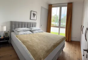 My Marina apartment with pool and sauna by the lake - Image 4