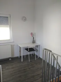 Bright and friendly maisonette apartment - Image 3