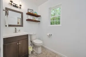 Private 3 Bedroom Home in Gated Community - Image 5