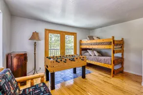 VHR #08401874 4B 4B  3 Story Heavenly Ski Home Ski Retreat - Image 2