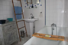 House - Image 4