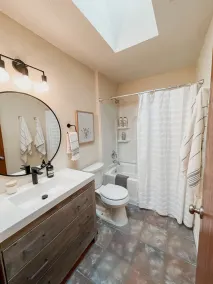 Stylish Mountaintop Treehouse 8 Min from UofO - Image 2